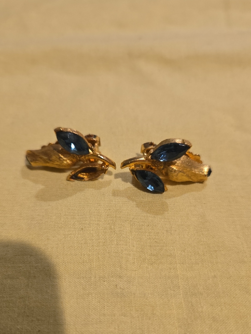 Vintage Flower Clip On Earrings
